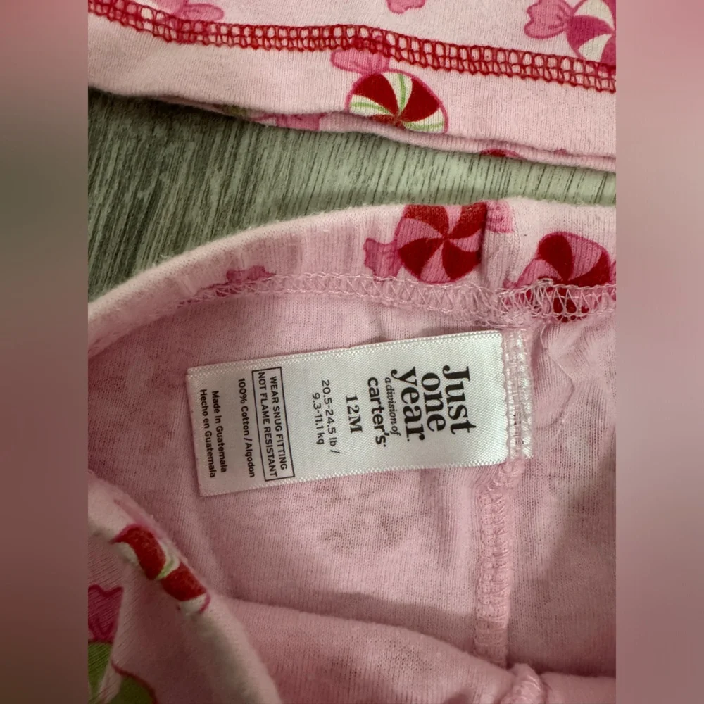 Carter’s 12 month girls peppermint candy pajamas